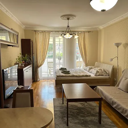 Apartment Julia In The Center Of
